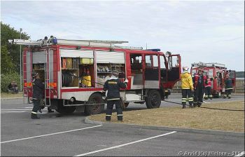 Crw 7932x